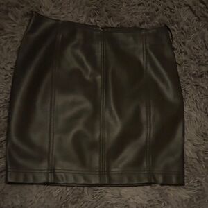 Free People Black Leather mini Skirt size S